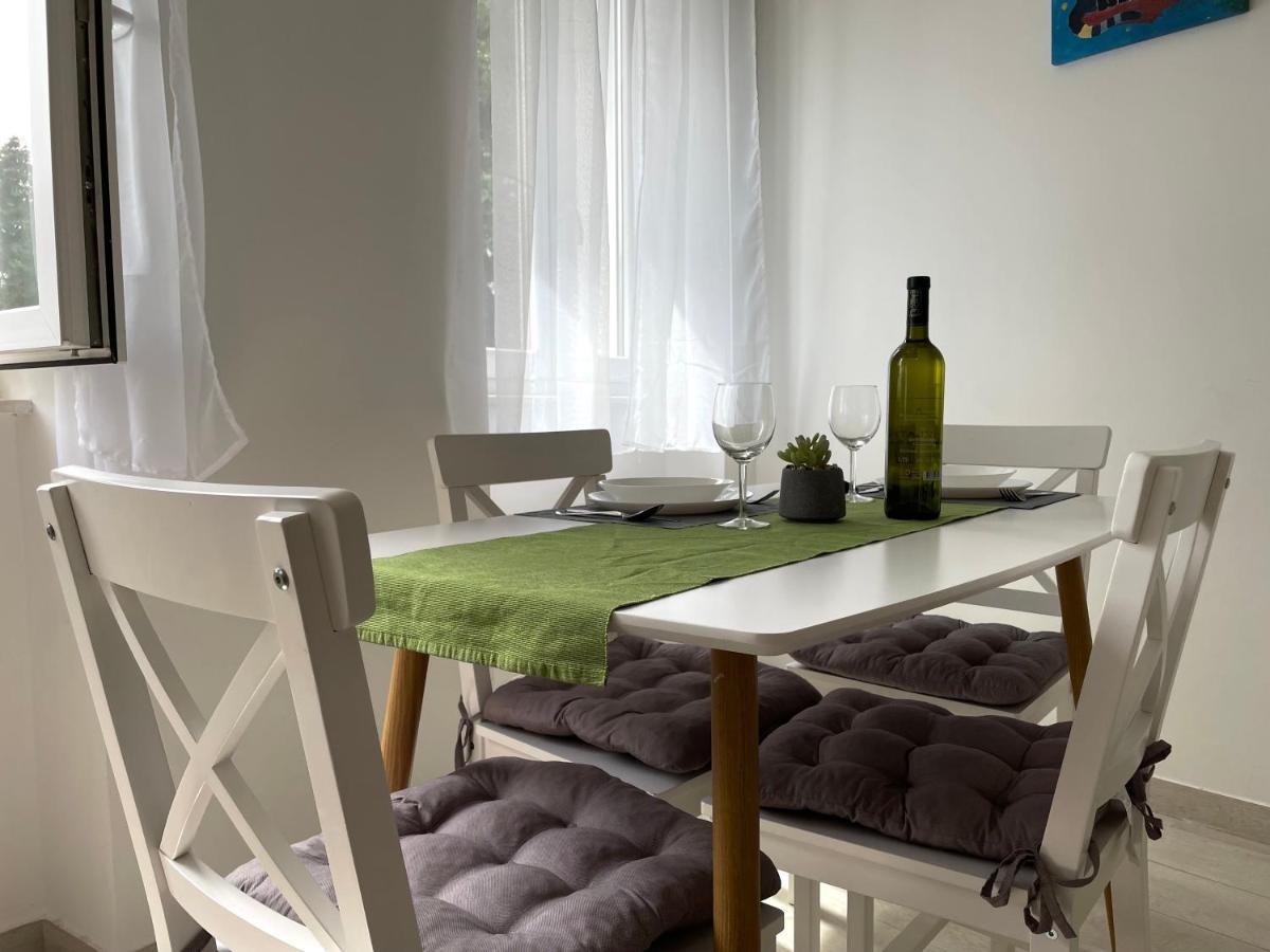 Modern Apartment In The Old Part Of Town Rijeka Exterior foto
