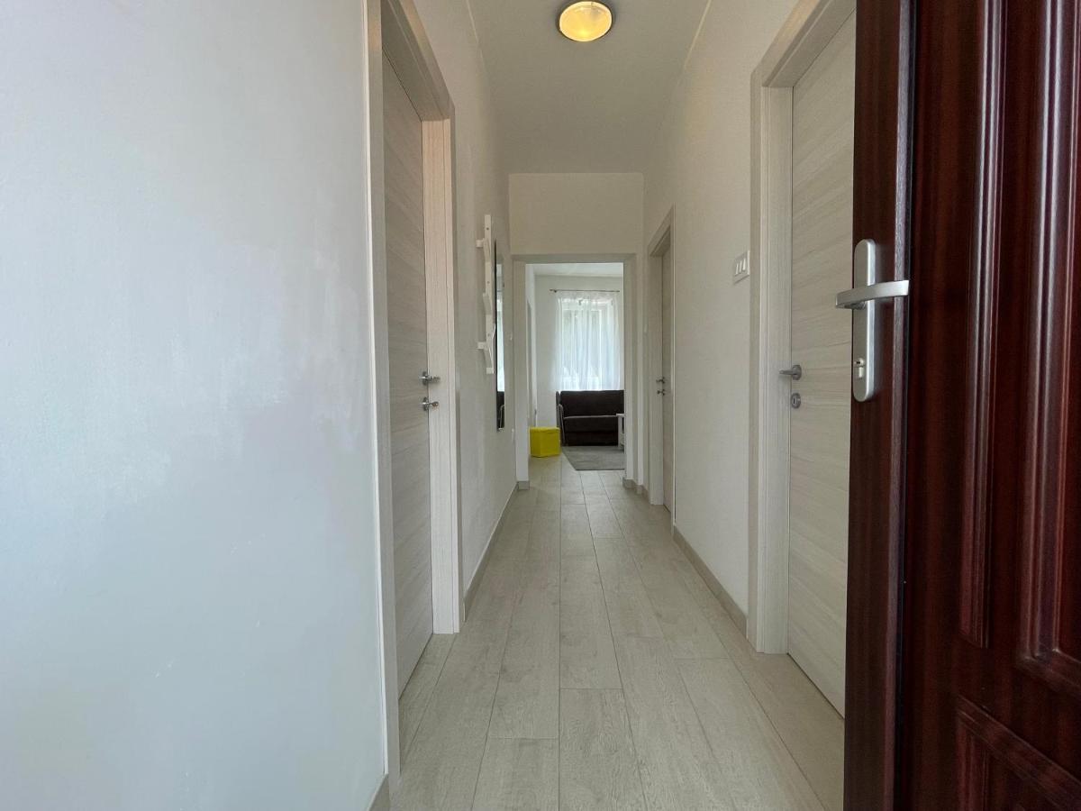 Modern Apartment In The Old Part Of Town Rijeka Exterior foto