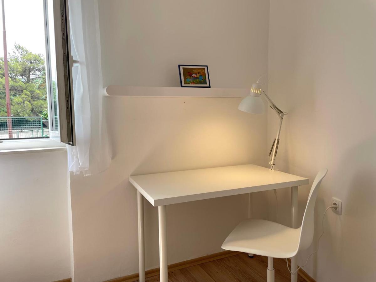 Modern Apartment In The Old Part Of Town Rijeka Exterior foto